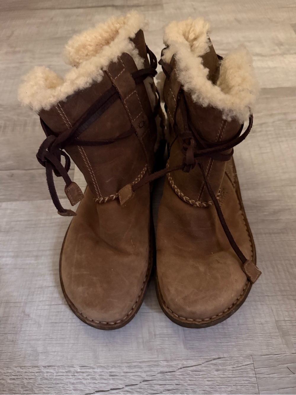 Women’s UGG Brown Shearling-Lined Winter Boots